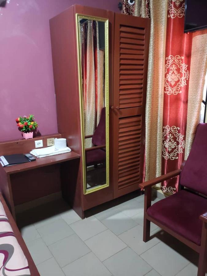 Britannia Hotel Cmr 야운데 외부 사진